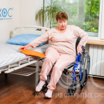 доска для пересадки с инвалидной коляски