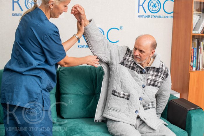 Адаптивный тёплый костюм с клетчатыми вставками